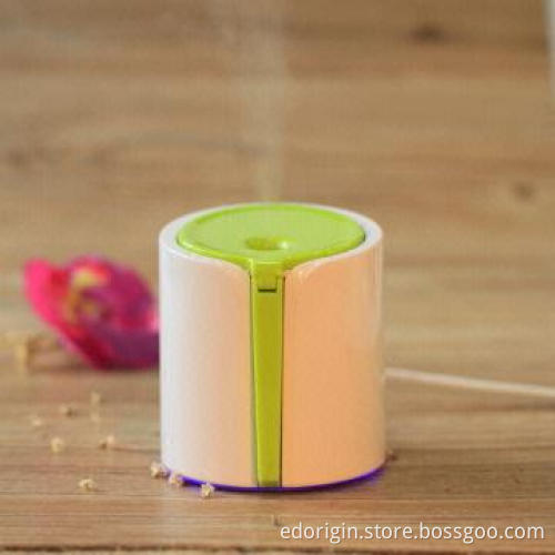 Mini USB Humidifier with Blue LED Light, 5V Rated Voltage, Used for Office, Home, Outdoor